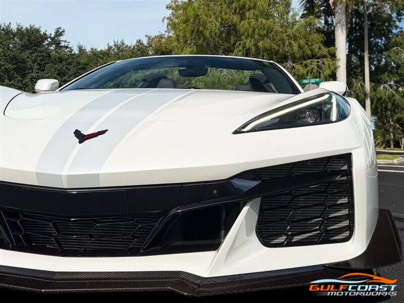 2023 Chevrolet Corvette Z06 3LZ Convertible RWD photo 3