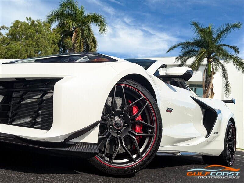 2023 Chevrolet Corvette Z06 3LZ Convertible RWD photo 10