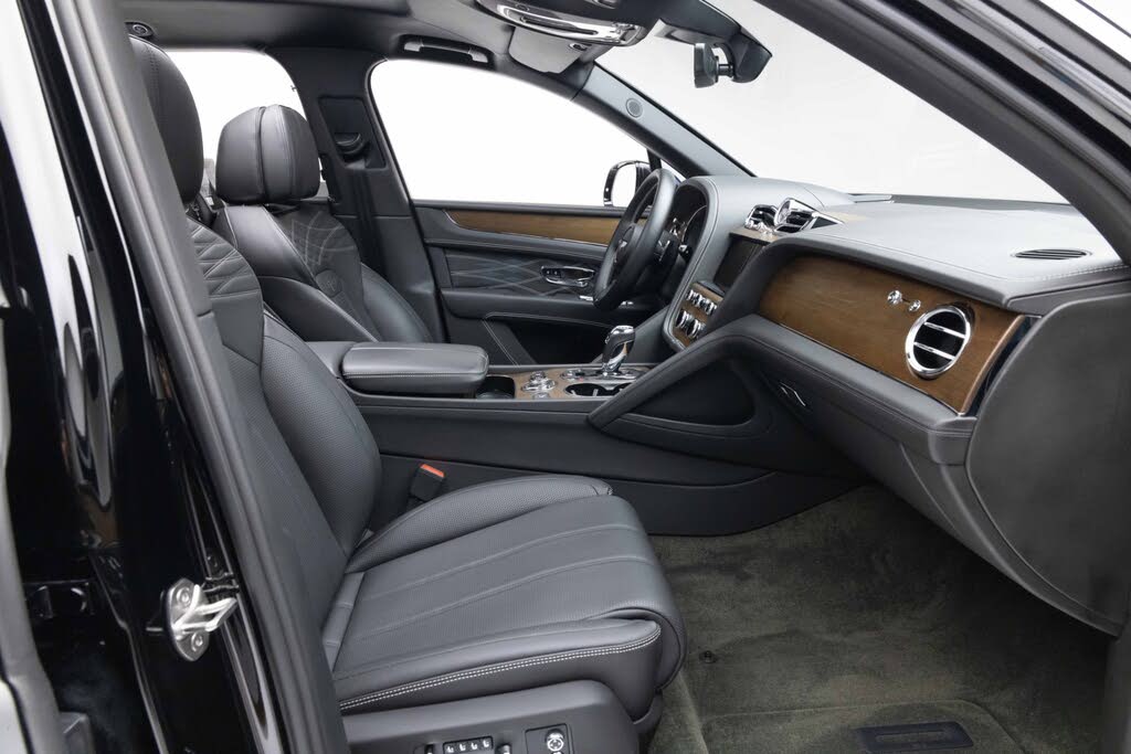 2023 Bentley Bentayga EWB Azure First Edition V8 AWD photo 24