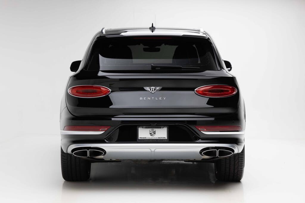 2023 Bentley Bentayga EWB Azure First Edition V8 AWD photo 7