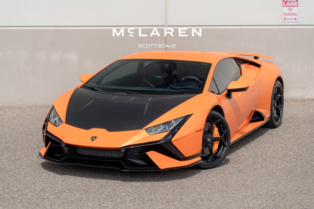 2024 Lamborghini Huracan Tecnica Coupe RWD photo 1 of 24
