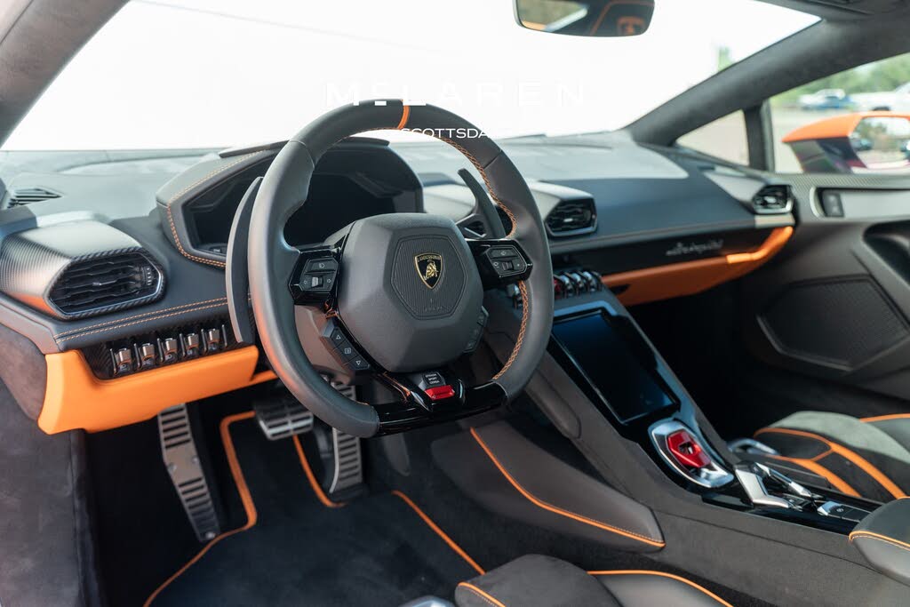 2024 Lamborghini Huracan Tecnica Coupe RWD photo 14 of 24