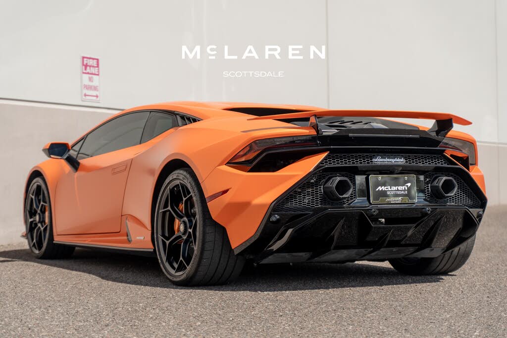 2024 Lamborghini Huracan Tecnica Coupe RWD photo 5 of 24