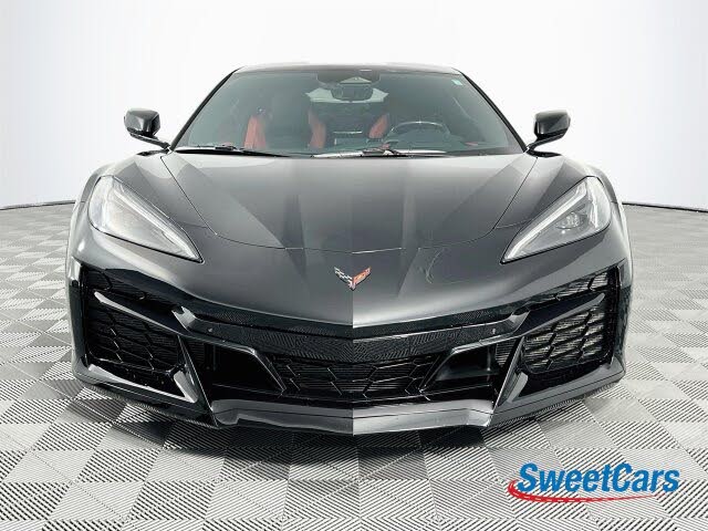 2024 Chevrolet Corvette Z06 3LZ Coupe RWD photo 2