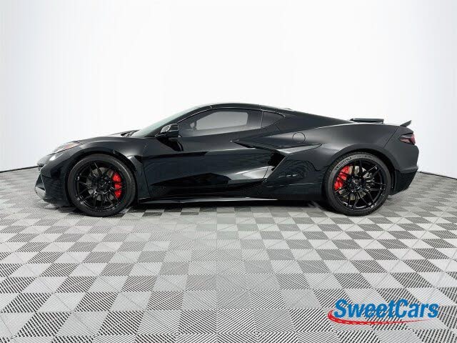 2024 Chevrolet Corvette Z06 3LZ Coupe RWD photo 4