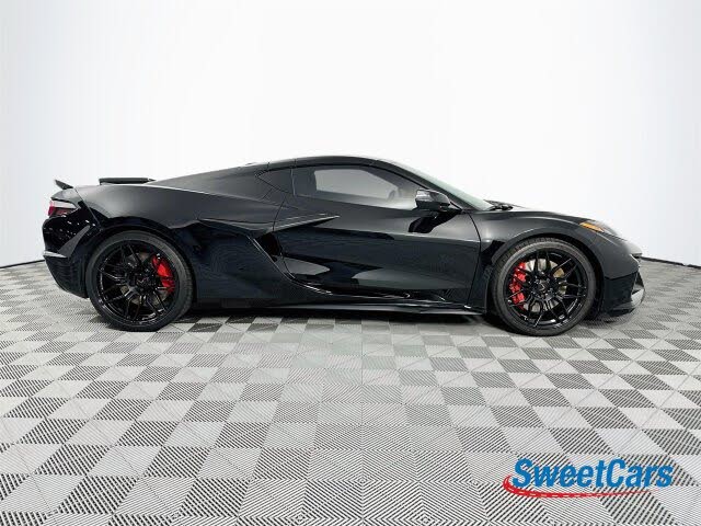 2024 Chevrolet Corvette Z06 3LZ Coupe RWD photo 8