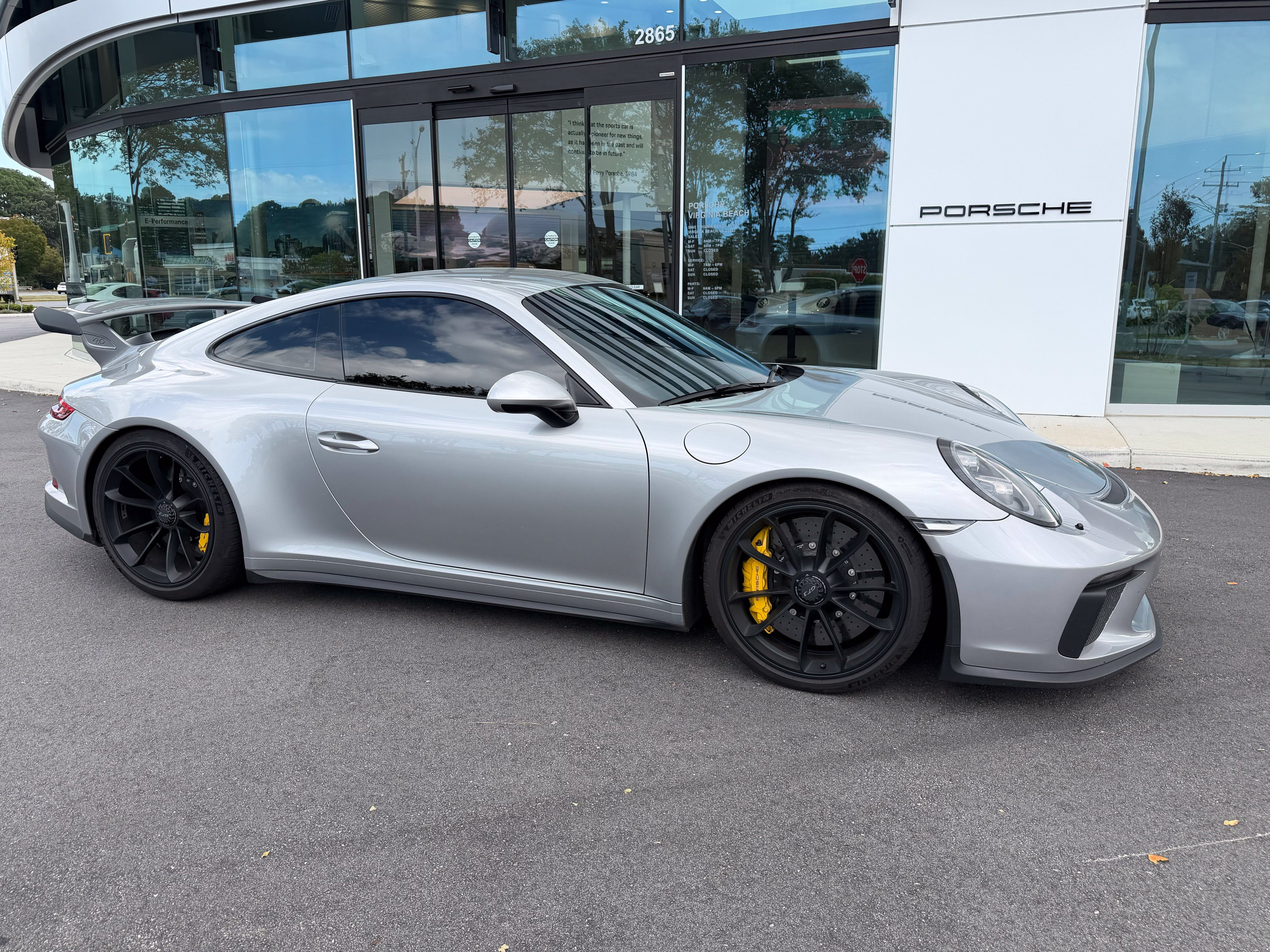 2018 Porsche 911 GT3 Coupe RWD