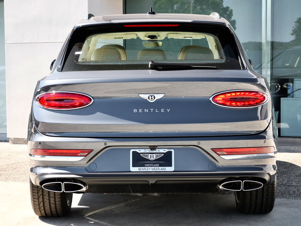 2026 Bentley Bentayga V8 AWD photo 8