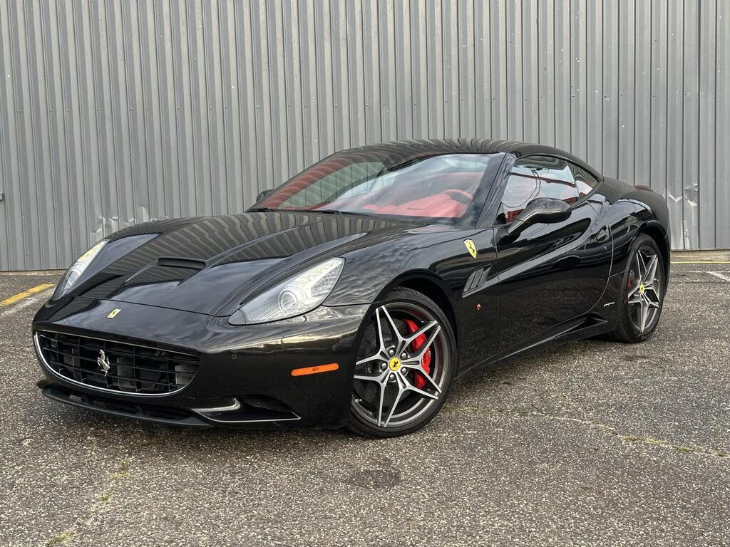 2010 Ferrari California GT Convertible photo 2