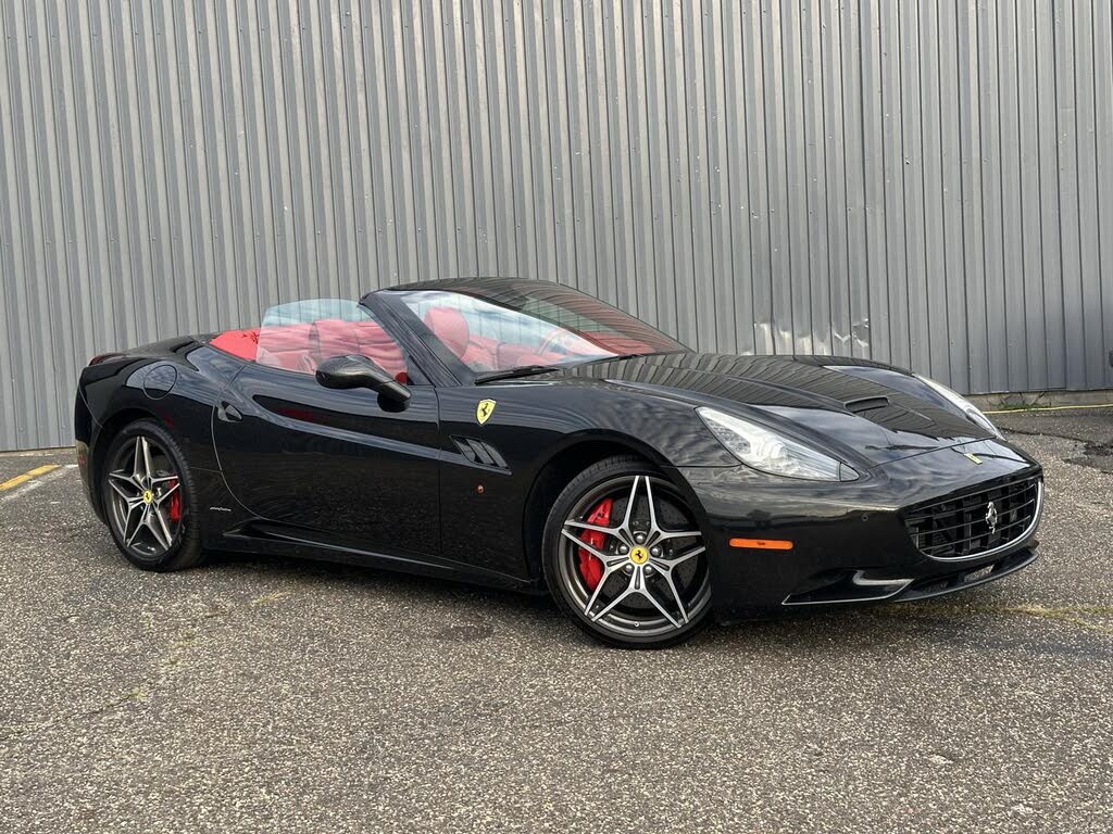 2010 Ferrari California GT Convertible photo 4