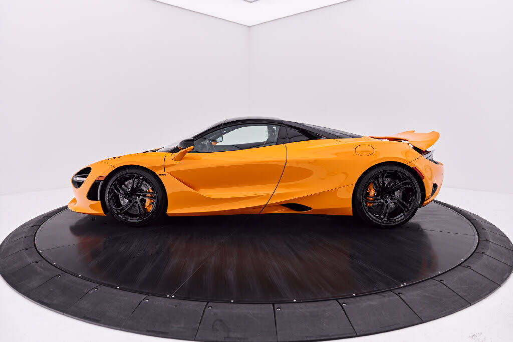 2025 McLaren 750S Spider RWD photo 15 of 24