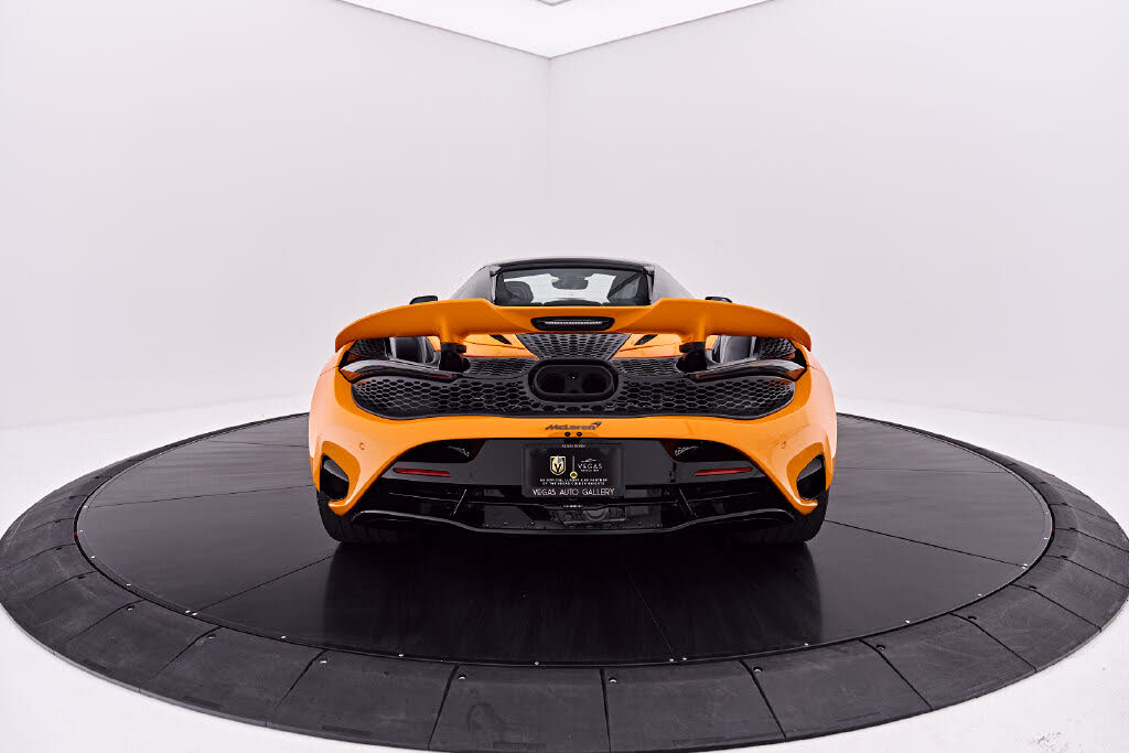 2025 McLaren 750S Spider RWD photo 17 of 24