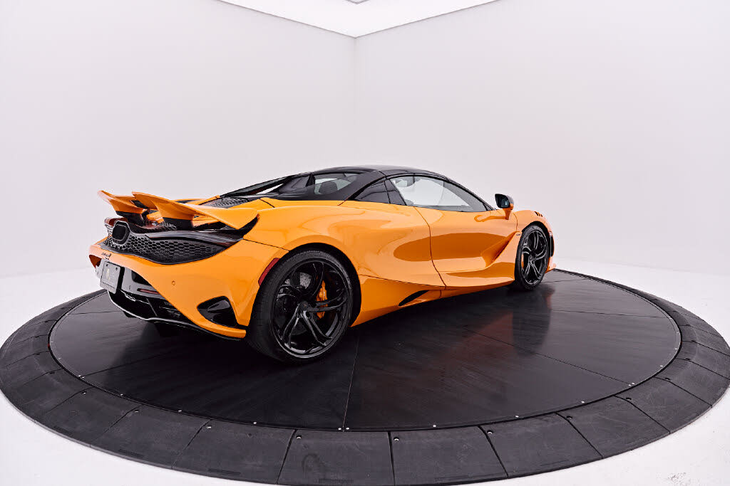 2025 McLaren 750S Spider RWD photo 18 of 24