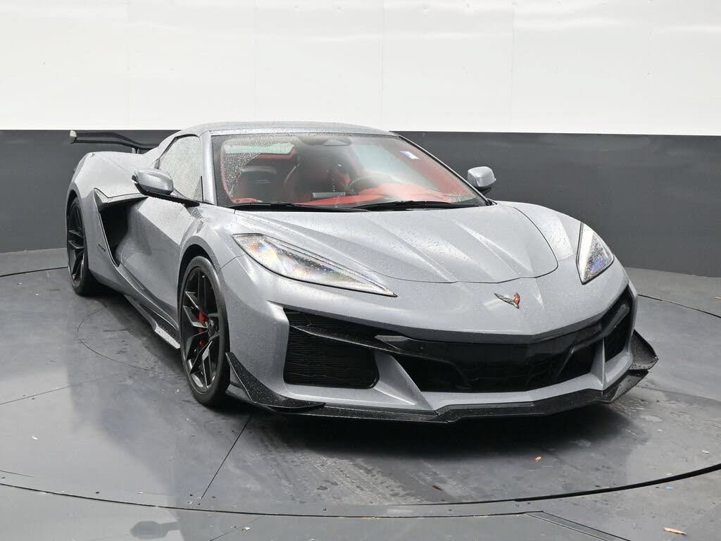 2025 Chevrolet Corvette Z06 3LZ Convertible RWD photo 7