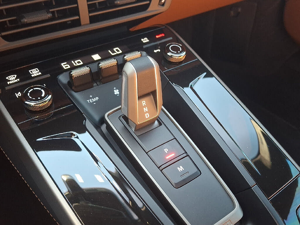2026 Porsche 911 Turbo S Coupe AWD photo 17 of 24