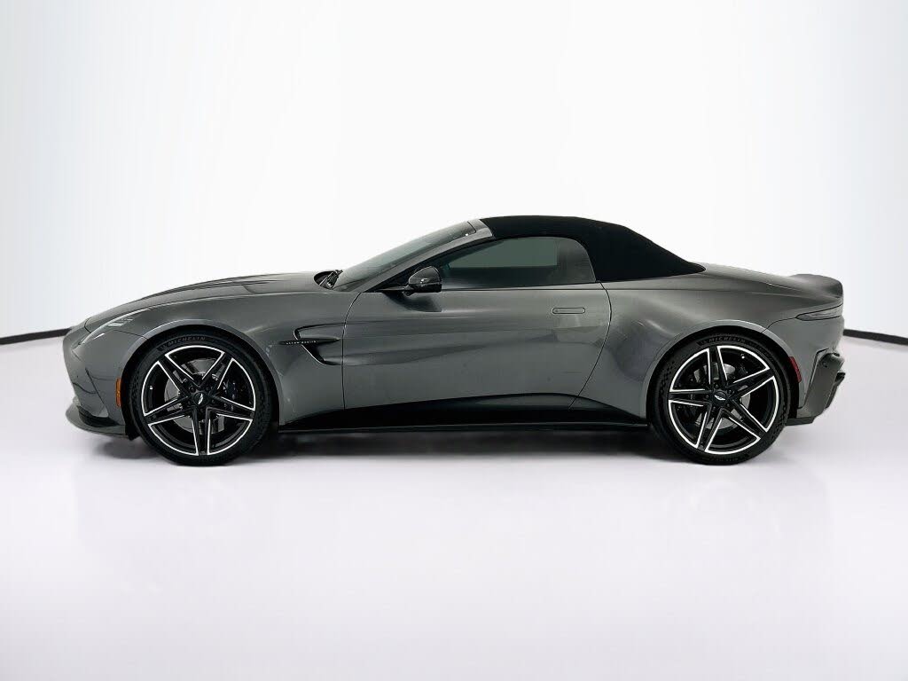 2026 Aston Martin Vantage Roadster RWD photo 16