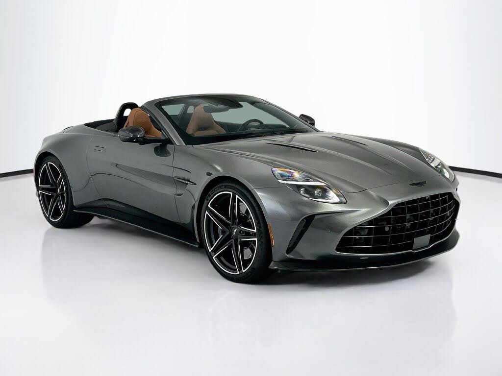2026 Aston Martin Vantage Roadster RWD photo 3