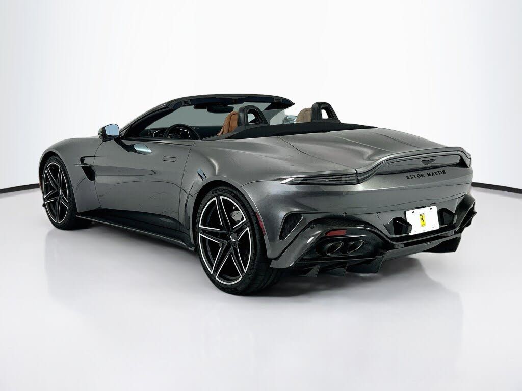 2026 Aston Martin Vantage Roadster RWD photo 7
