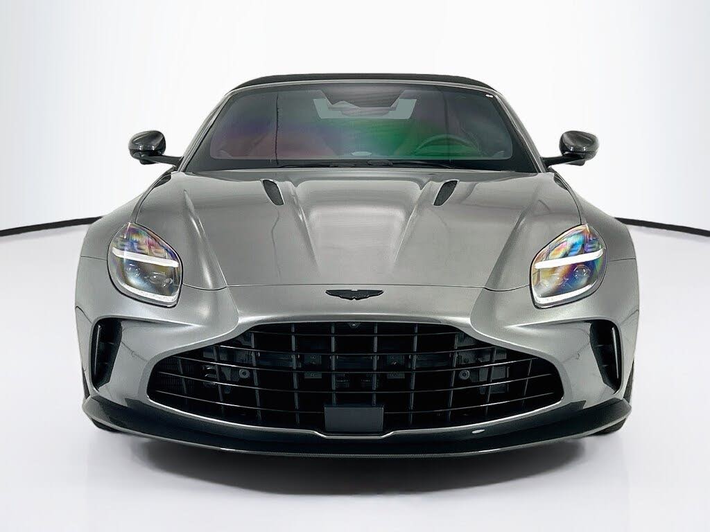 2026 Aston Martin Vantage Roadster RWD photo 10