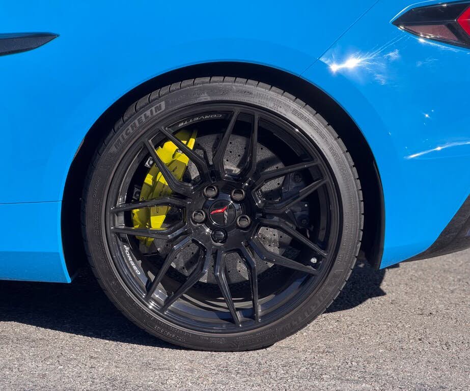 2024 Chevrolet Corvette Z06 3LZ Coupe RWD photo 3