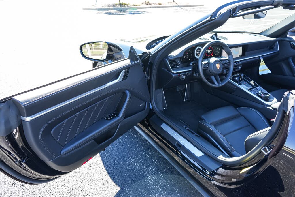 2021 Porsche 911 Turbo Cabriolet AWD photo 12 of 24