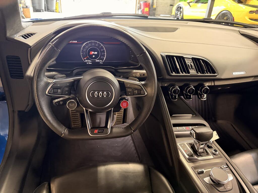 2018 Audi R8 quattro V10 Coupe AWD photo 11 of 21