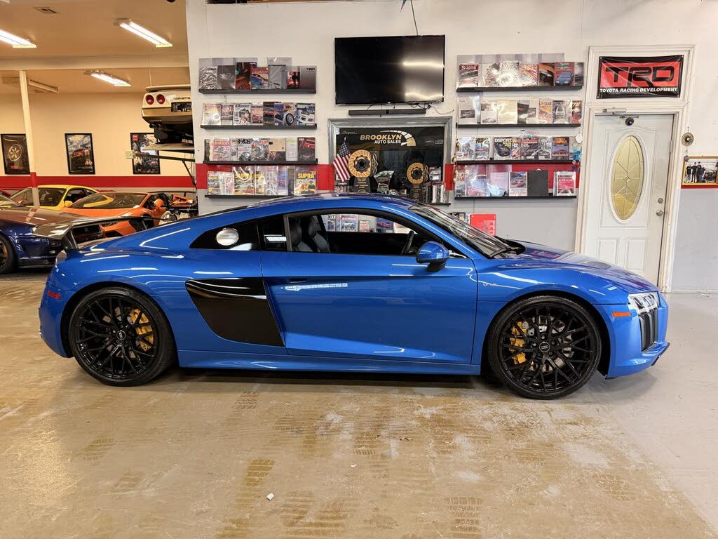 2018 Audi R8 quattro V10 Coupe AWD photo 4 of 21
