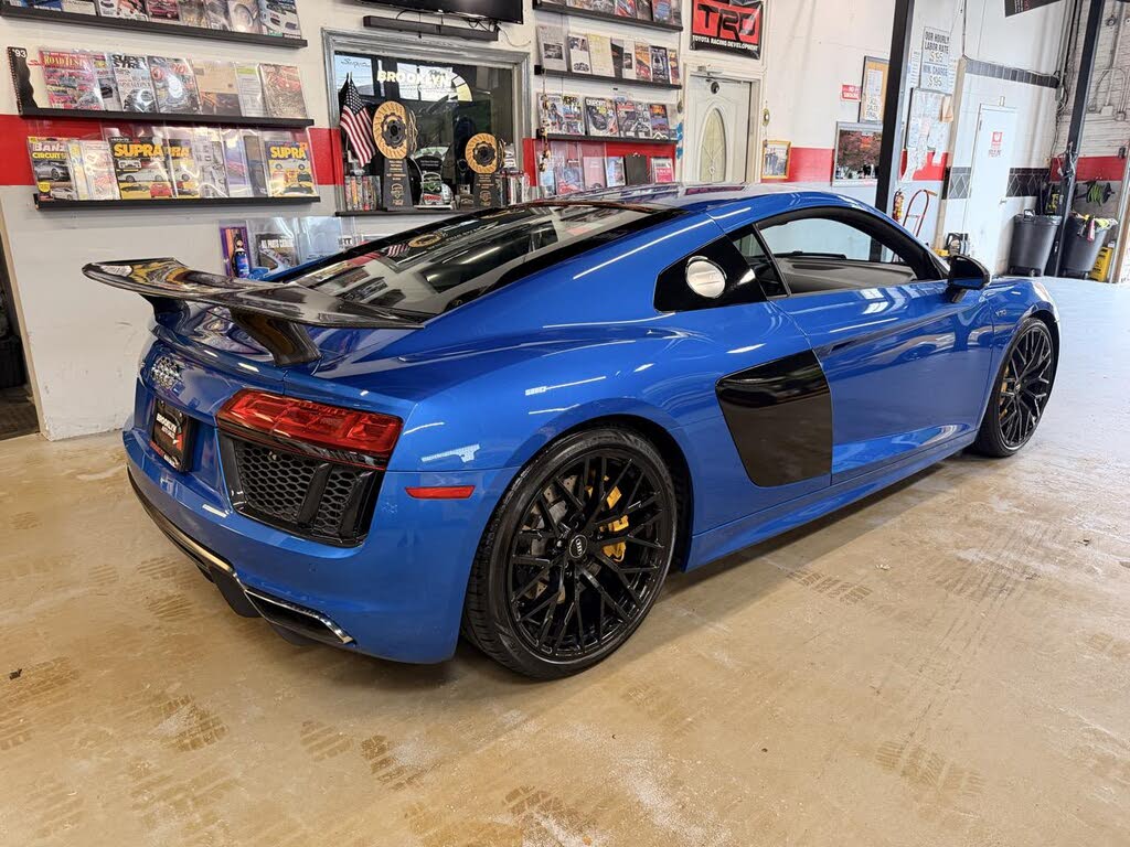 2018 Audi R8 quattro V10 Coupe AWD photo 5 of 21
