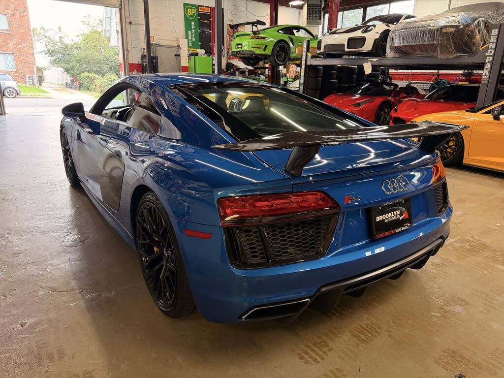2018 Audi R8 quattro V10 Coupe AWD photo 8 of 21