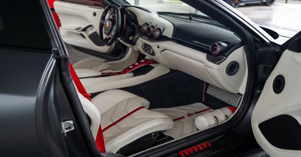 2014 Ferrari F12 Berlinetta Coupe photo 7