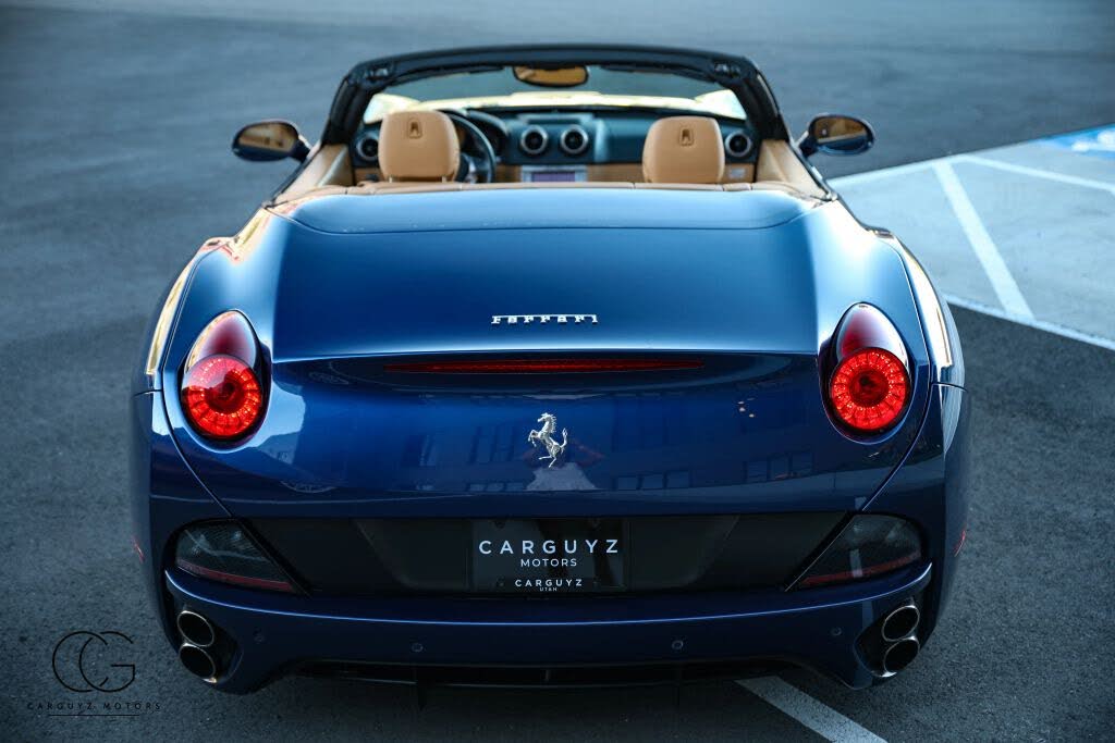 2014 Ferrari California Roadster photo 18