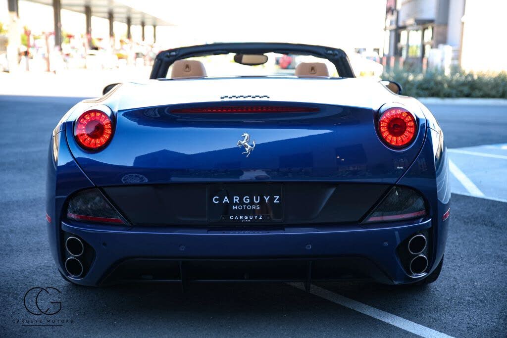 2014 Ferrari California Roadster photo 19