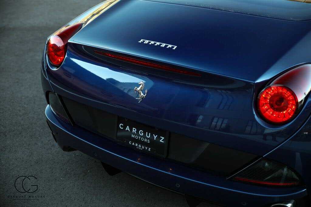 2014 Ferrari California Roadster photo 20