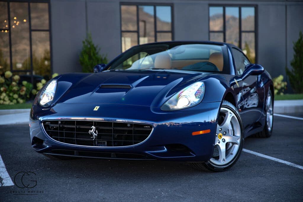 2014 Ferrari California Roadster photo 3