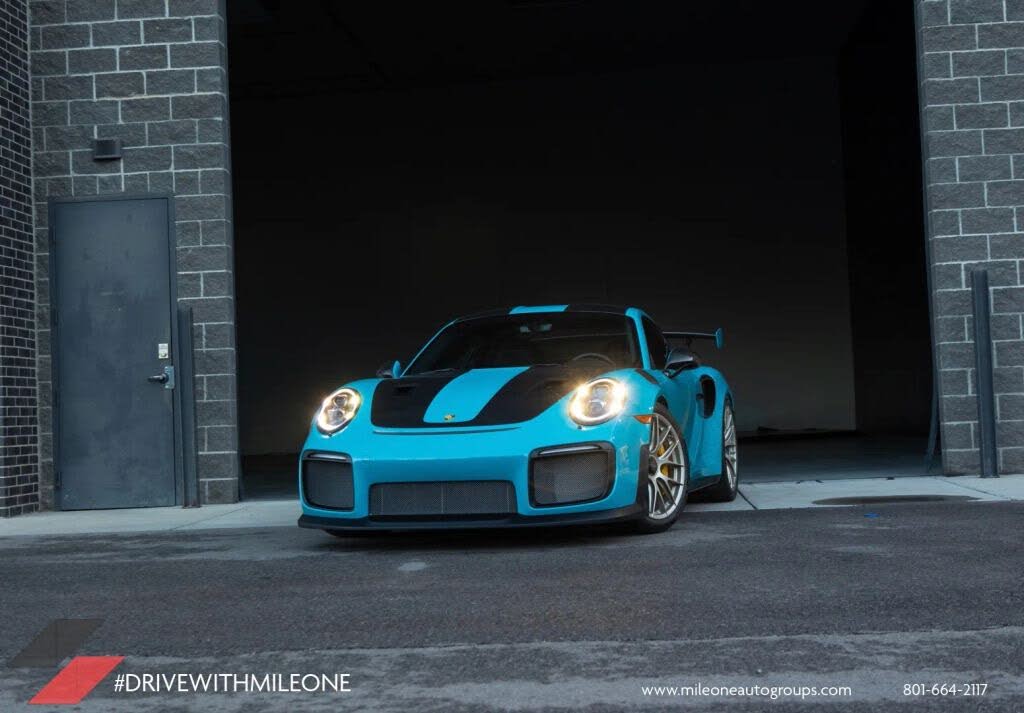 2018 Porsche 911 GT2 RS Coupe RWD