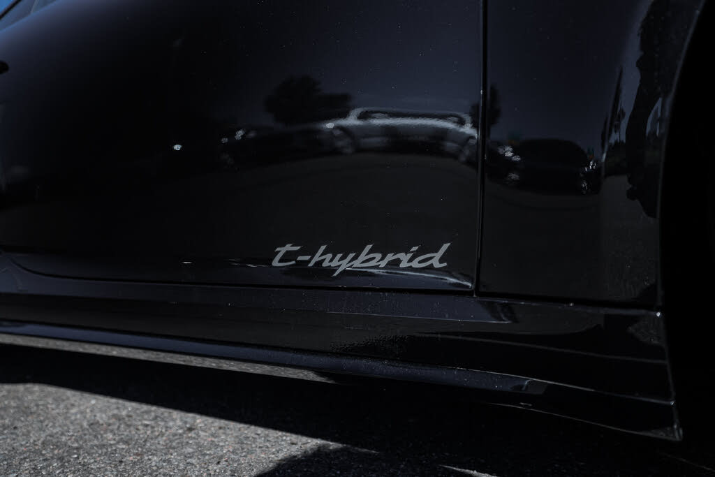 2026 Porsche 911 Turbo S Coupe AWD photo 17 of 24