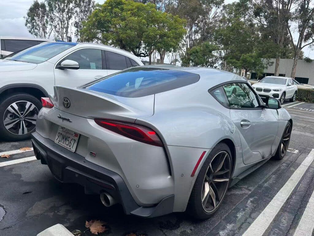 2022 Toyota Supra 3.0 Premium RWD photo 2 of 3