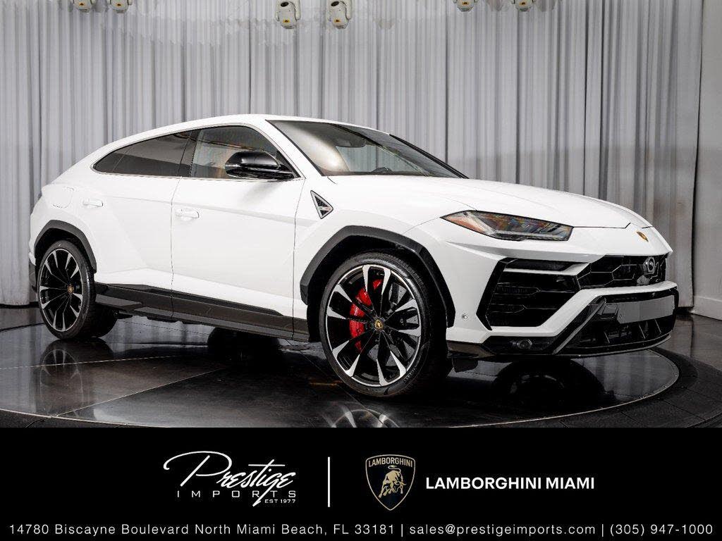 2022 Lamborghini Urus AWD