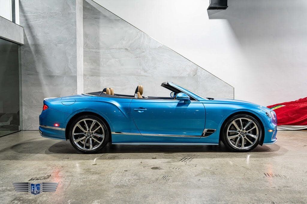2023 Bentley Continental GTC photo 12