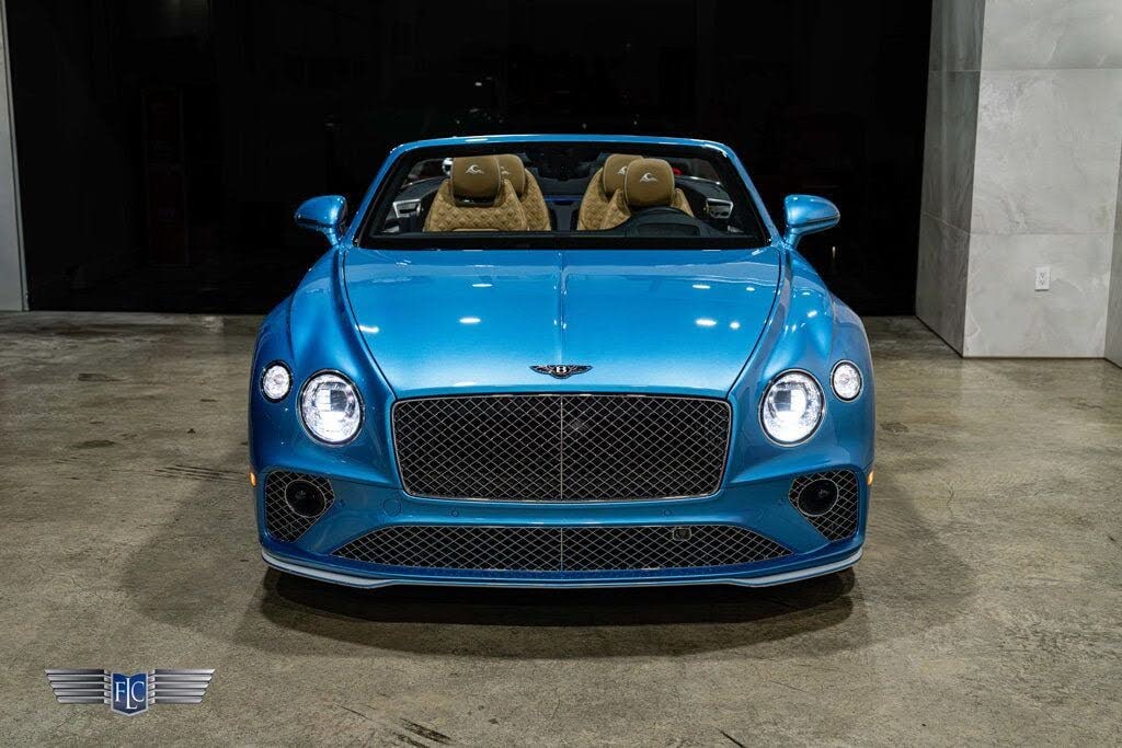 2023 Bentley Continental GTC photo 9