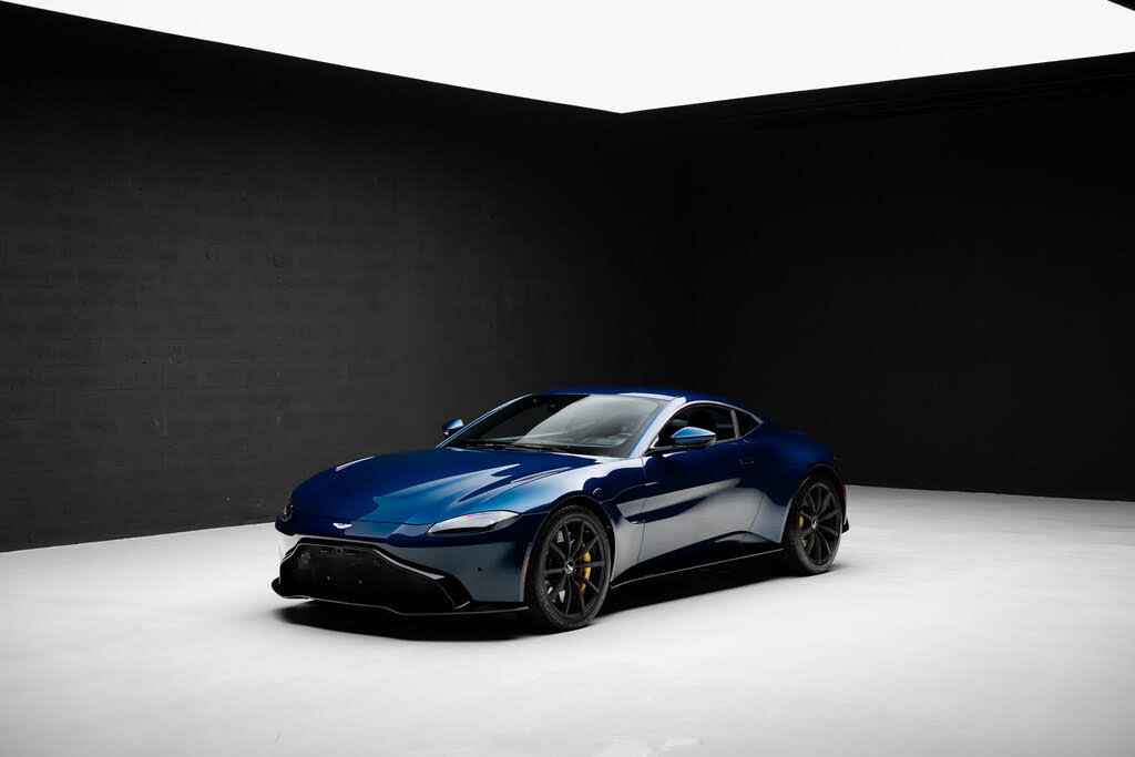 2020 Aston Martin Vantage RWD photo 4