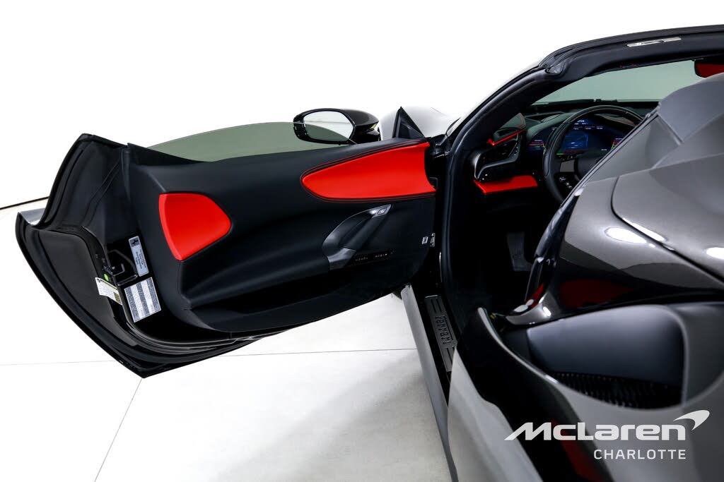 2024 Ferrari SF90 Spider AWD photo 11