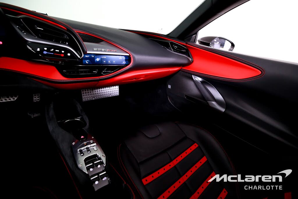 2024 Ferrari SF90 Spider AWD photo 16