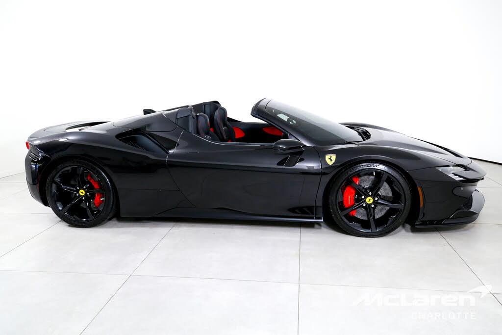 2024 Ferrari SF90 Spider AWD photo 10