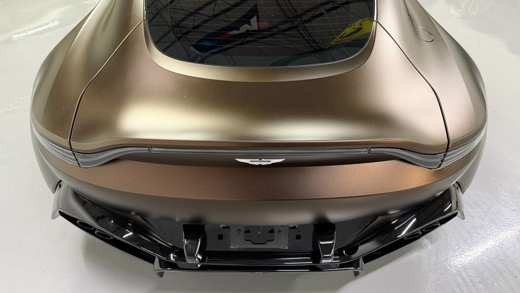 2021 Aston Martin Vantage Coupe RWD photo 14