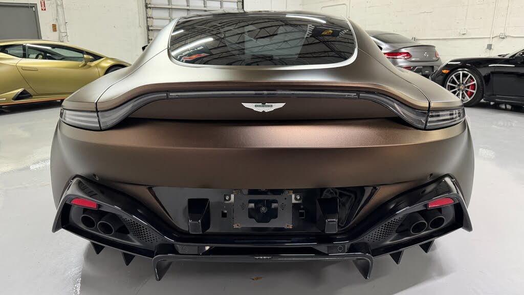 2021 Aston Martin Vantage Coupe RWD photo 15