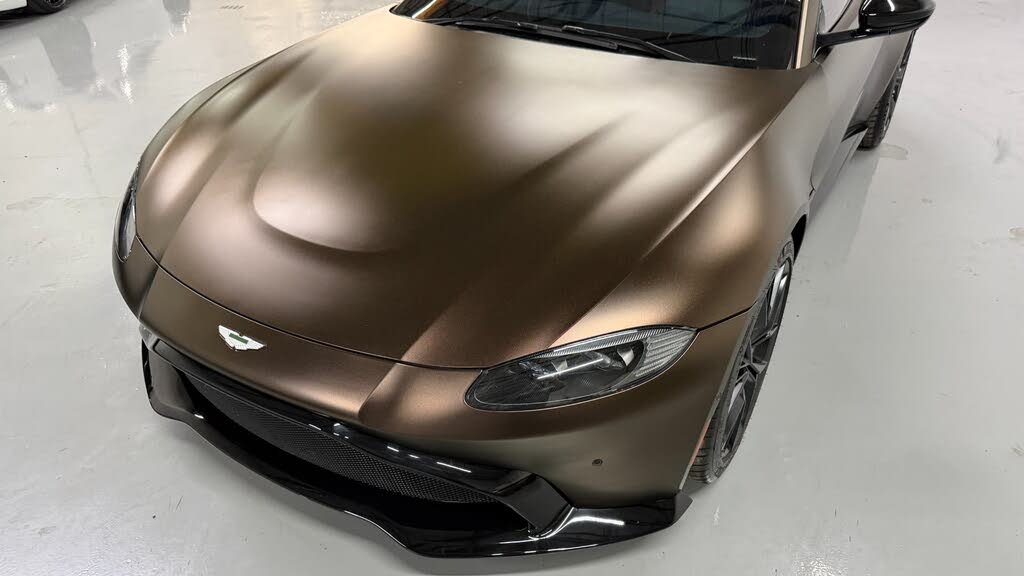 2021 Aston Martin Vantage Coupe RWD photo 24