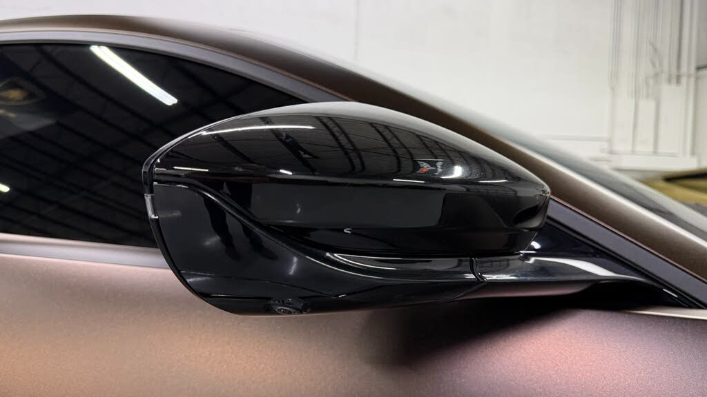 2021 Aston Martin Vantage Coupe RWD photo 6