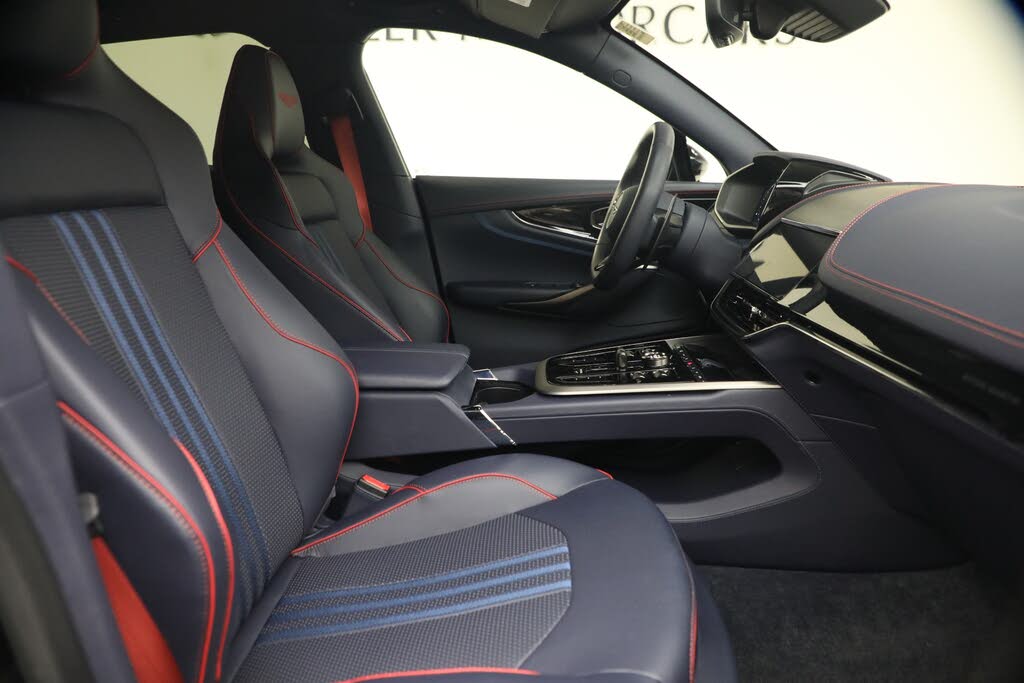 2025 Aston Martin DBX 707 AWD photo 23
