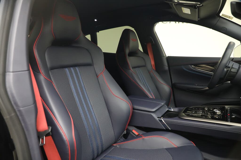 2025 Aston Martin DBX 707 AWD photo 24
